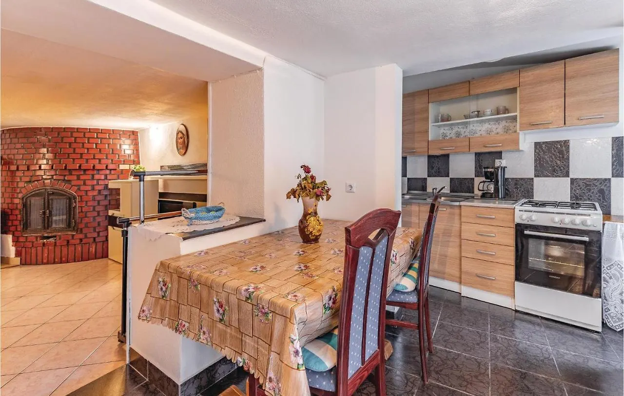 Awesome Apartment In Liznjan With Wifi Croatia